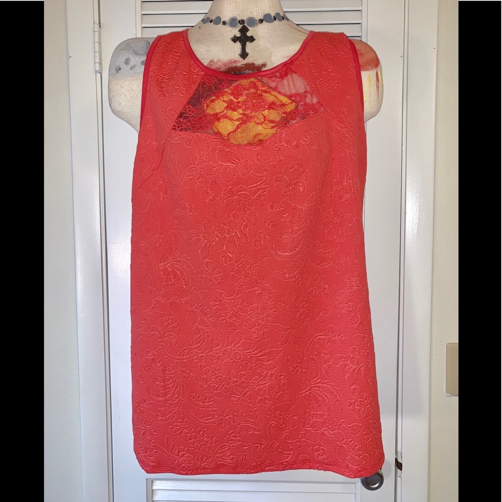 Annabelle coral tank w lace insets
